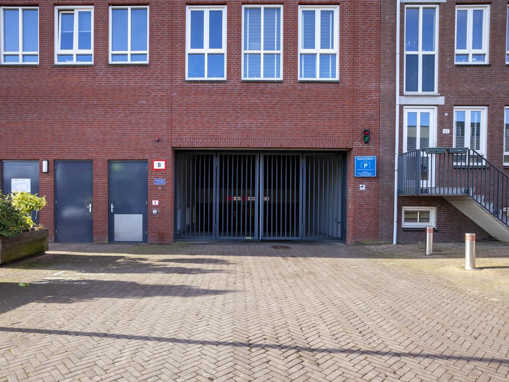 Hoge Rijndijk 4 24, WOERDEN