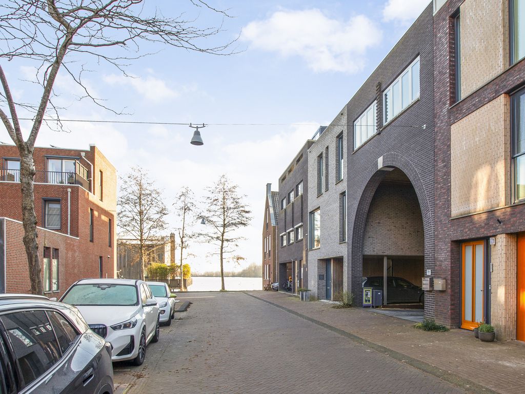 Bodenmeer 17, WOERDEN