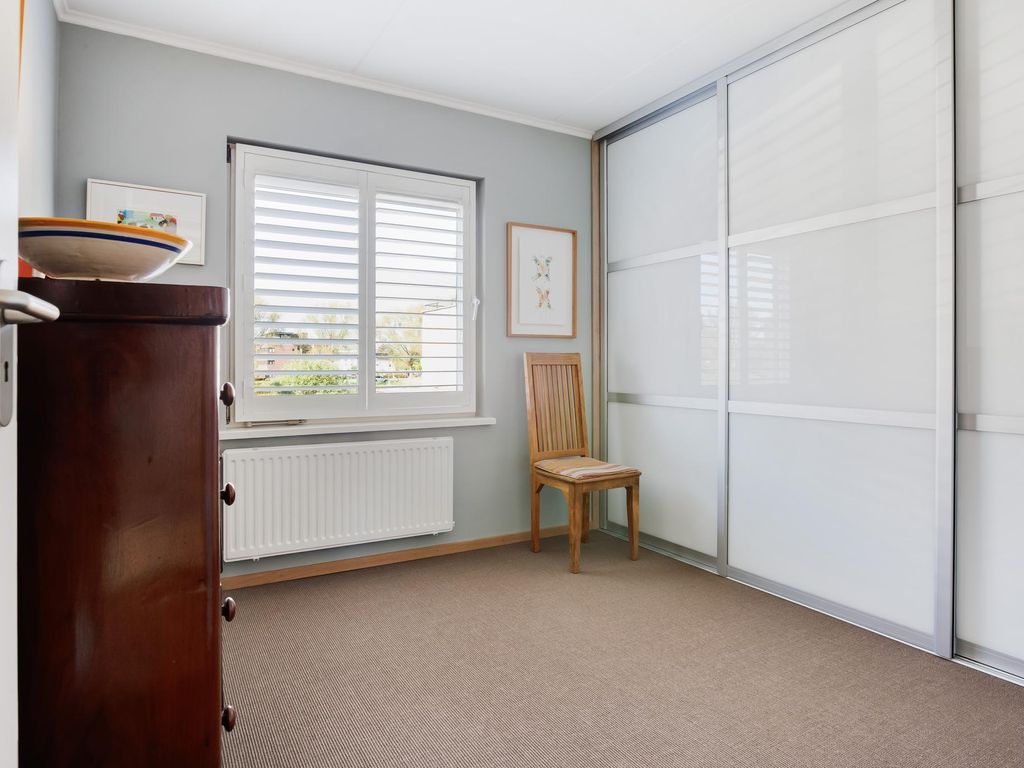 Vegakade 2, WOERDEN