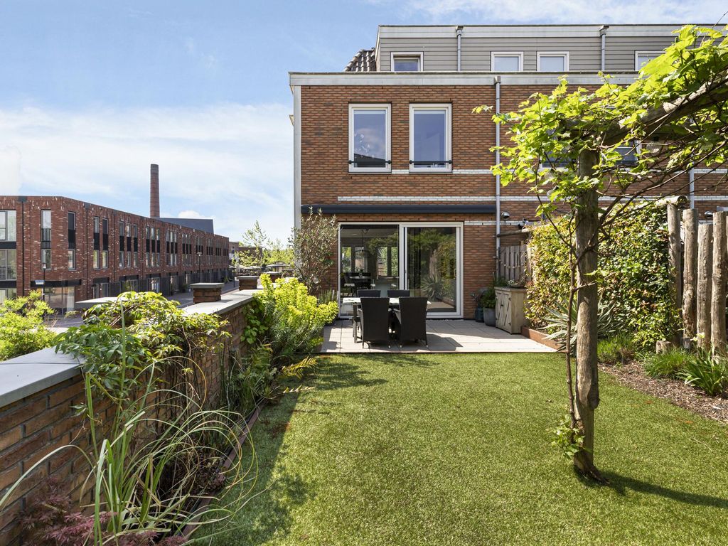 Defensie-eiland 50, WOERDEN