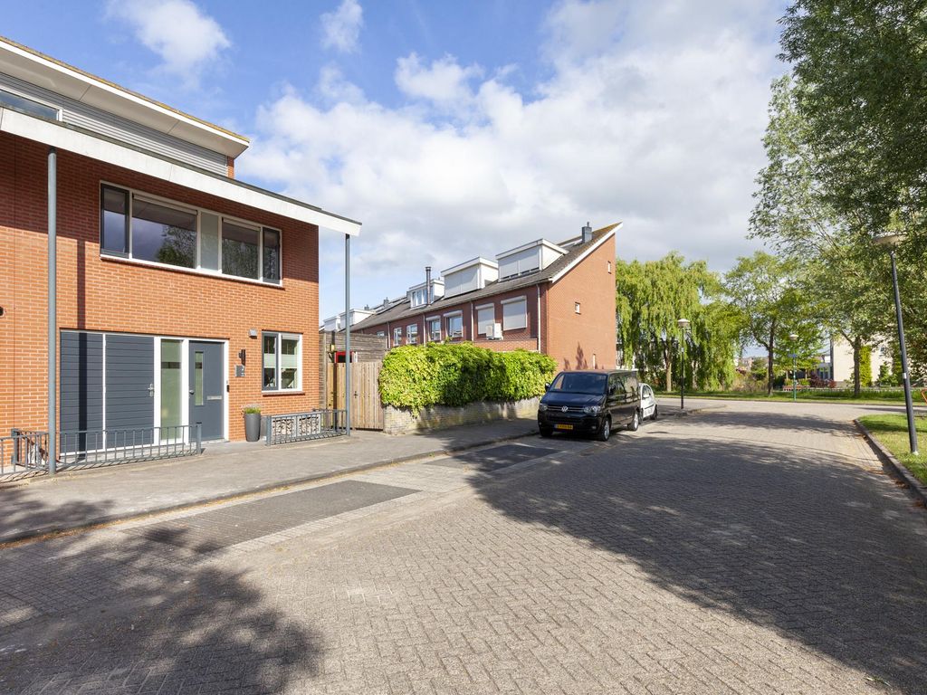 Apenijnenstraat 2, WOERDEN