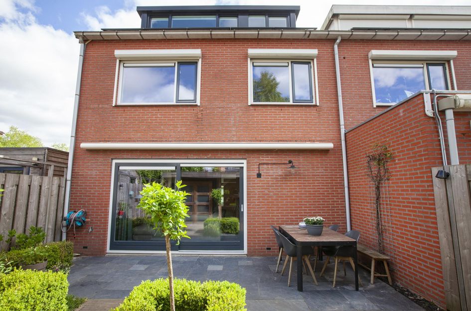Apenijnenstraat 2