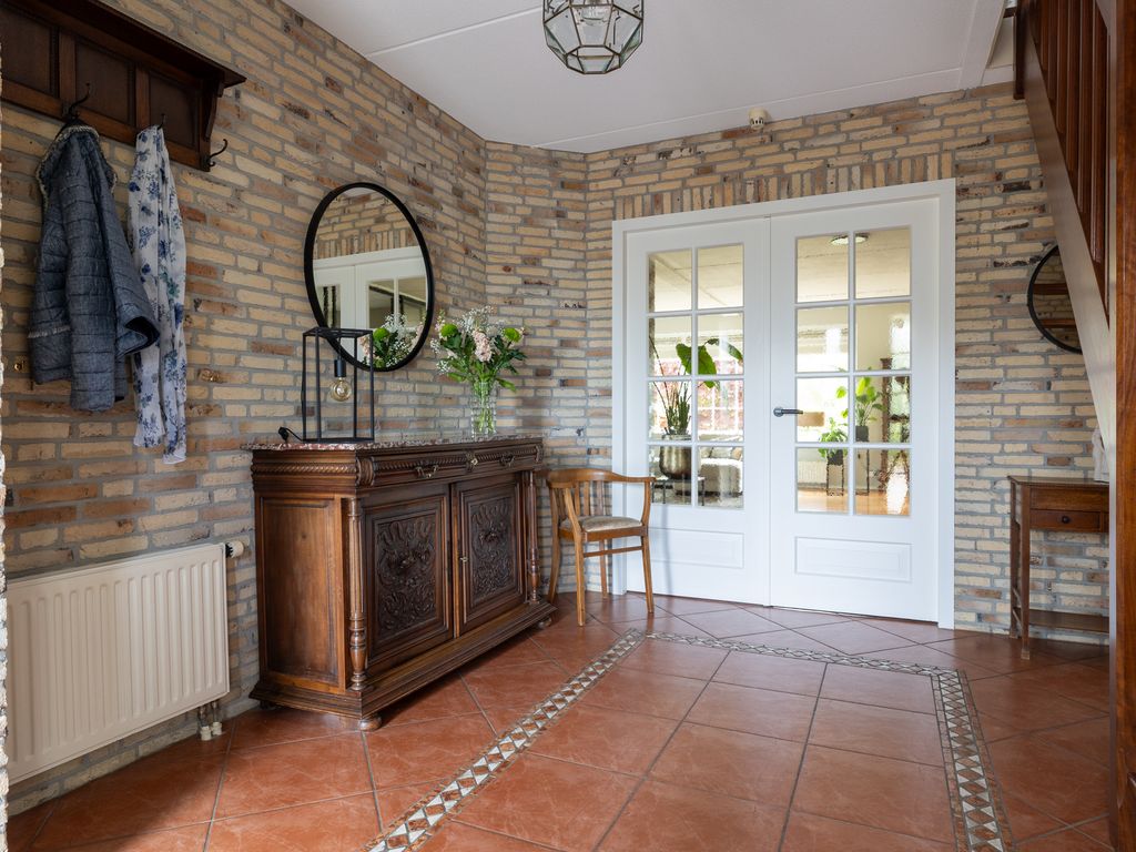 Broeksloot 6, ZEGVELD