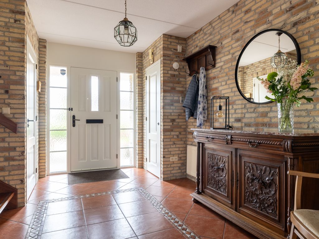 Broeksloot 6, ZEGVELD