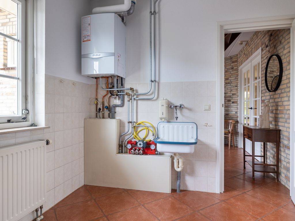 Broeksloot 6, ZEGVELD