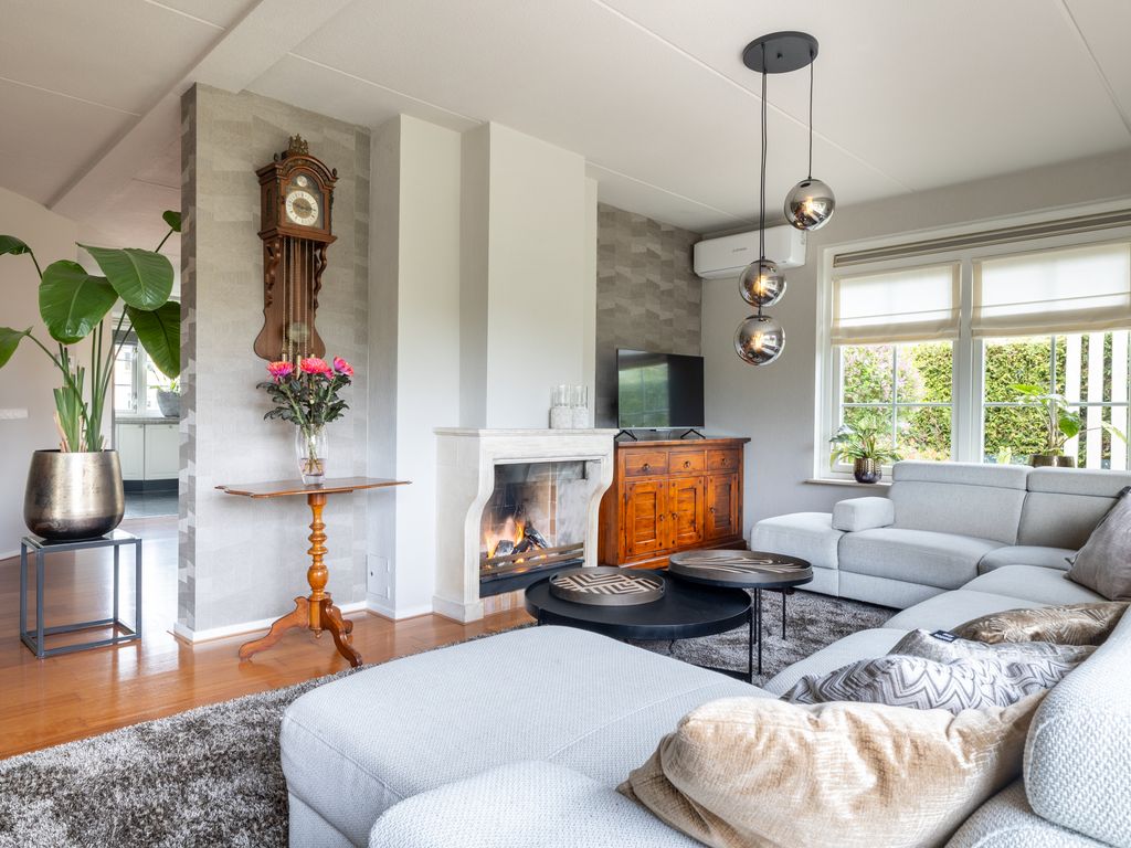 Broeksloot 6, ZEGVELD