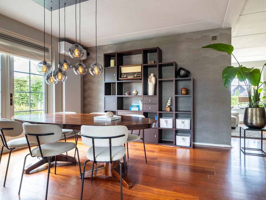 Broeksloot 6, ZEGVELD