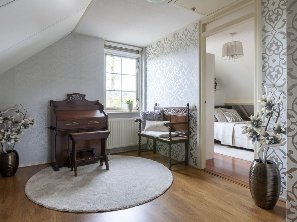 Broeksloot 6, ZEGVELD