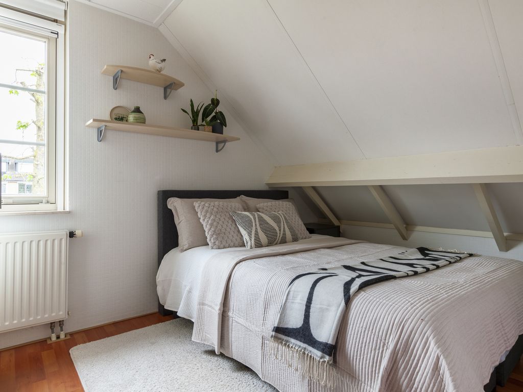 Broeksloot 6, ZEGVELD