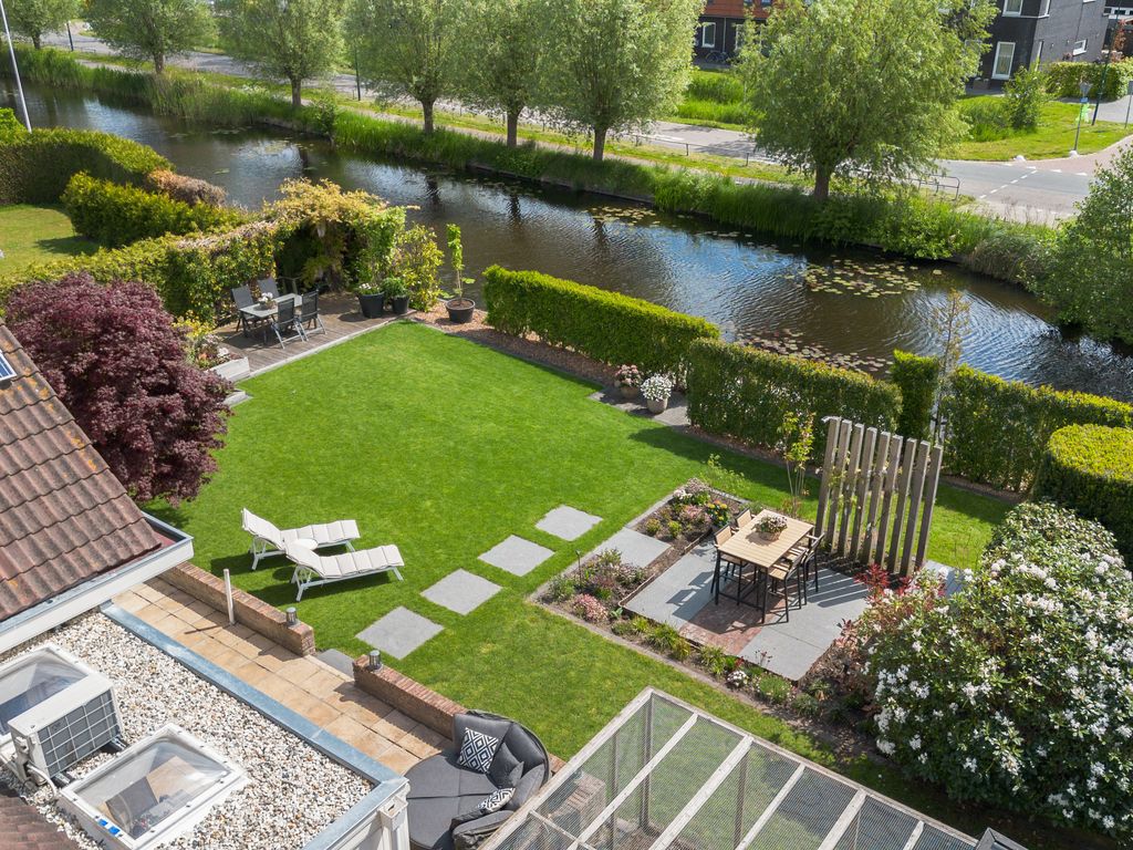 Broeksloot 6, ZEGVELD