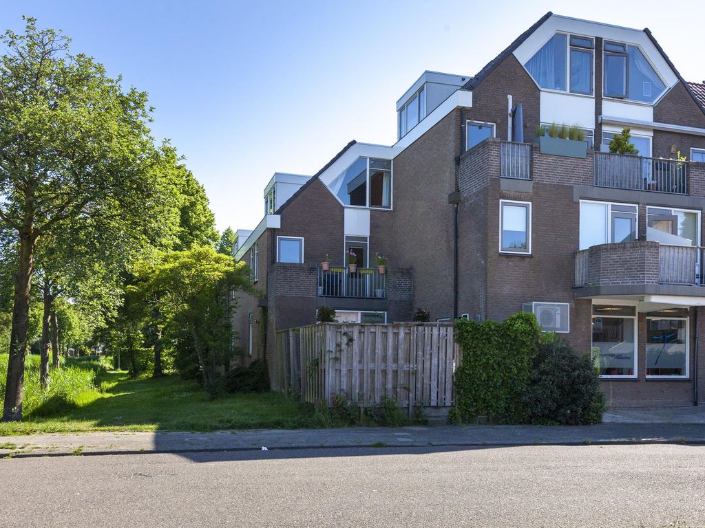 IJsseloord 196, WOERDEN