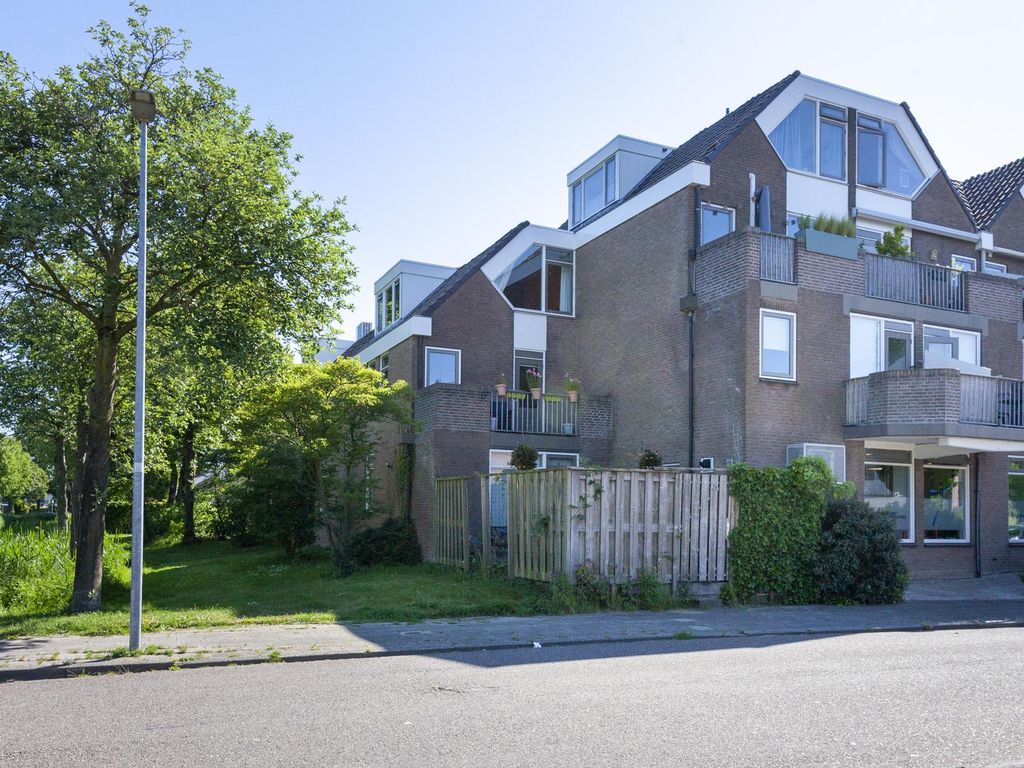 IJsseloord 196, WOERDEN
