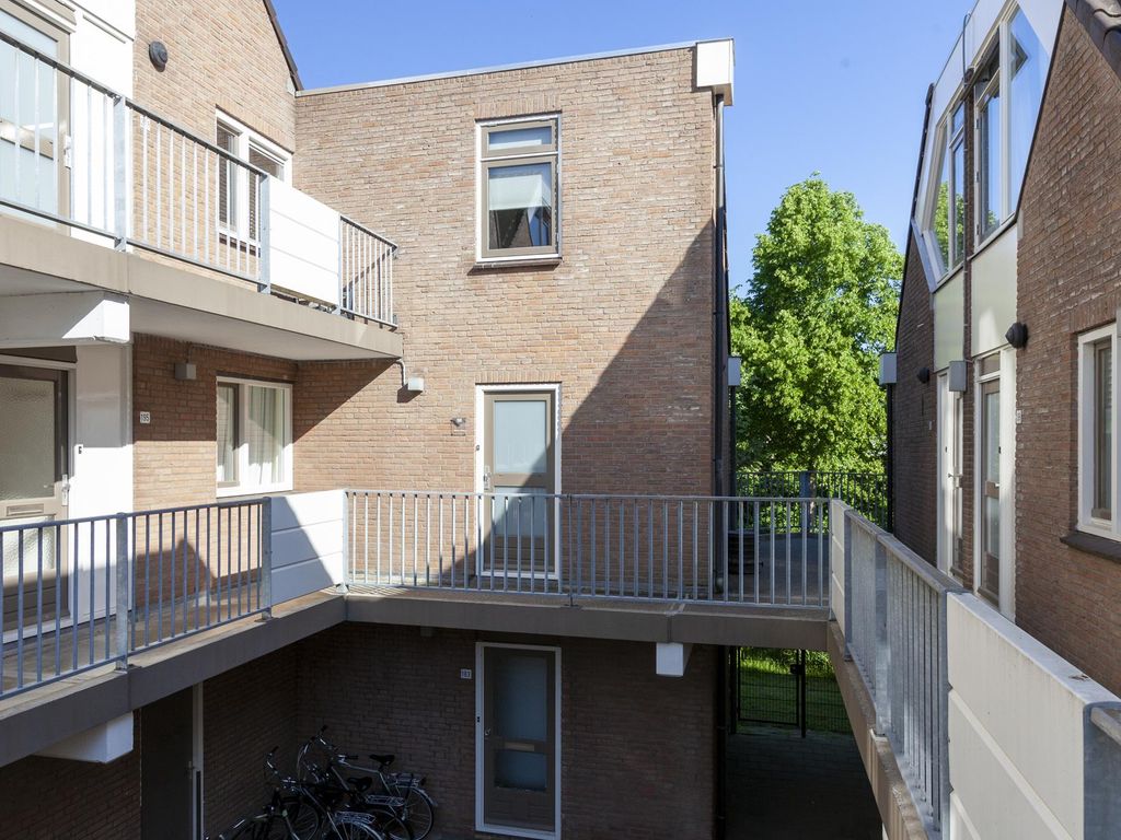 IJsseloord 196, WOERDEN