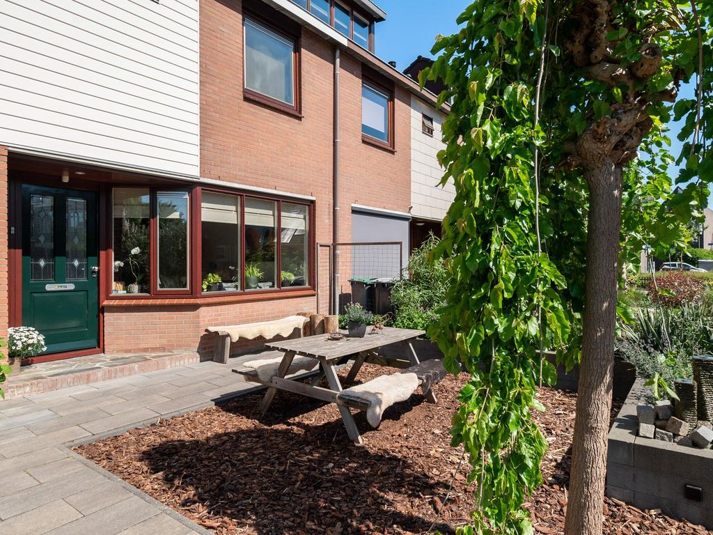 de Regge 25, WOERDEN