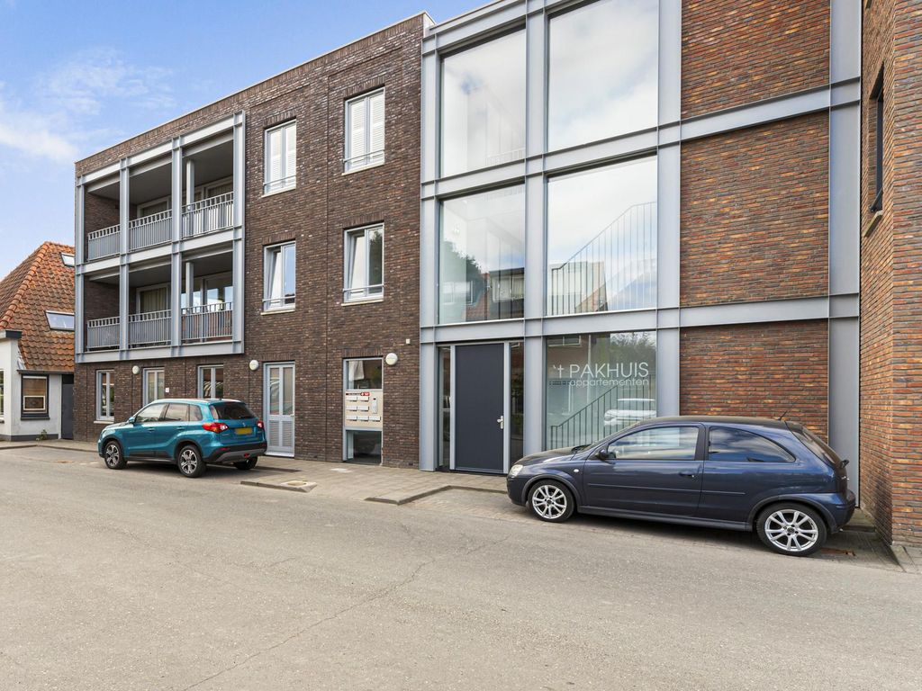 Leidsestraatweg 141, WOERDEN