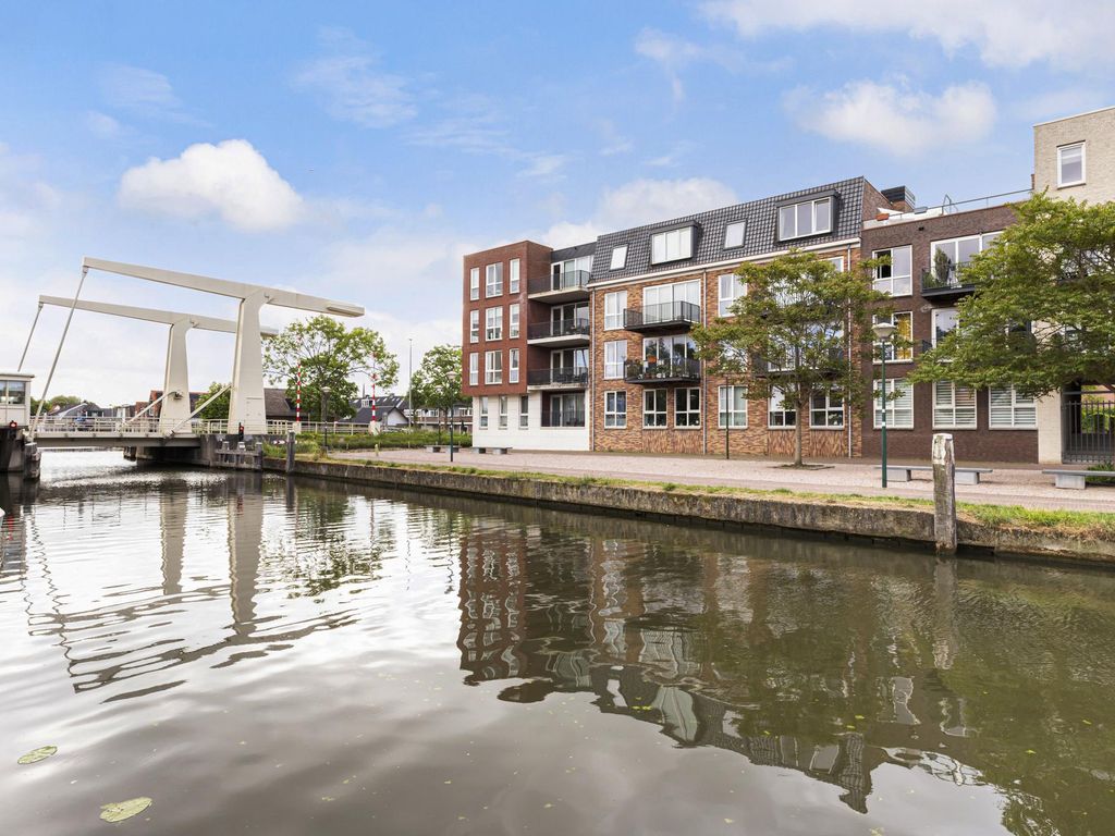 Leidsestraatweg 141, WOERDEN