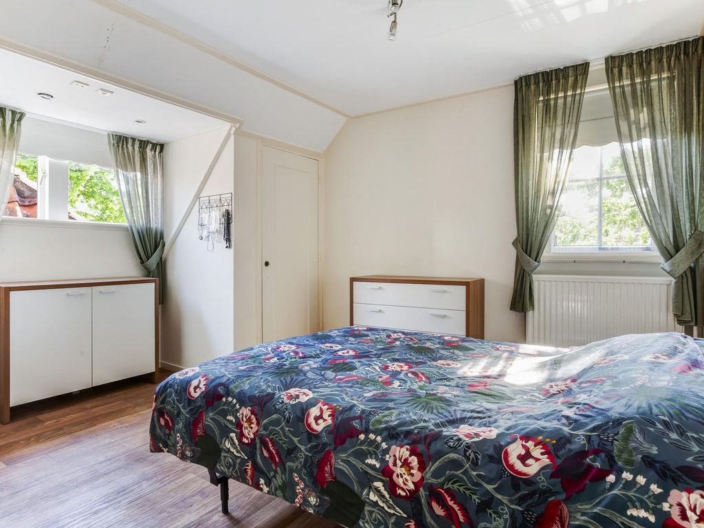 Raadhuisstraat 10, LINSCHOTEN