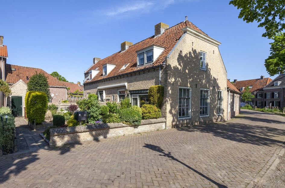 Raadhuisstraat 10