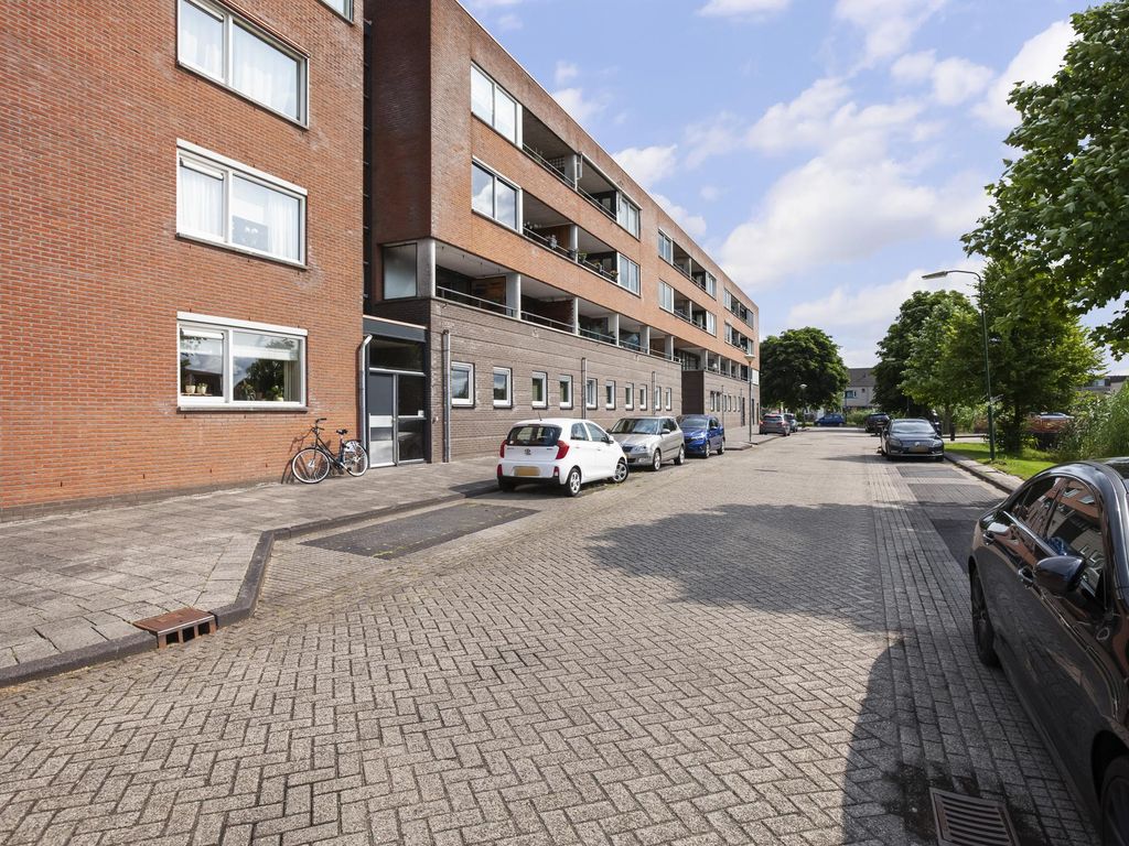 Terschellingkade 26, WOERDEN