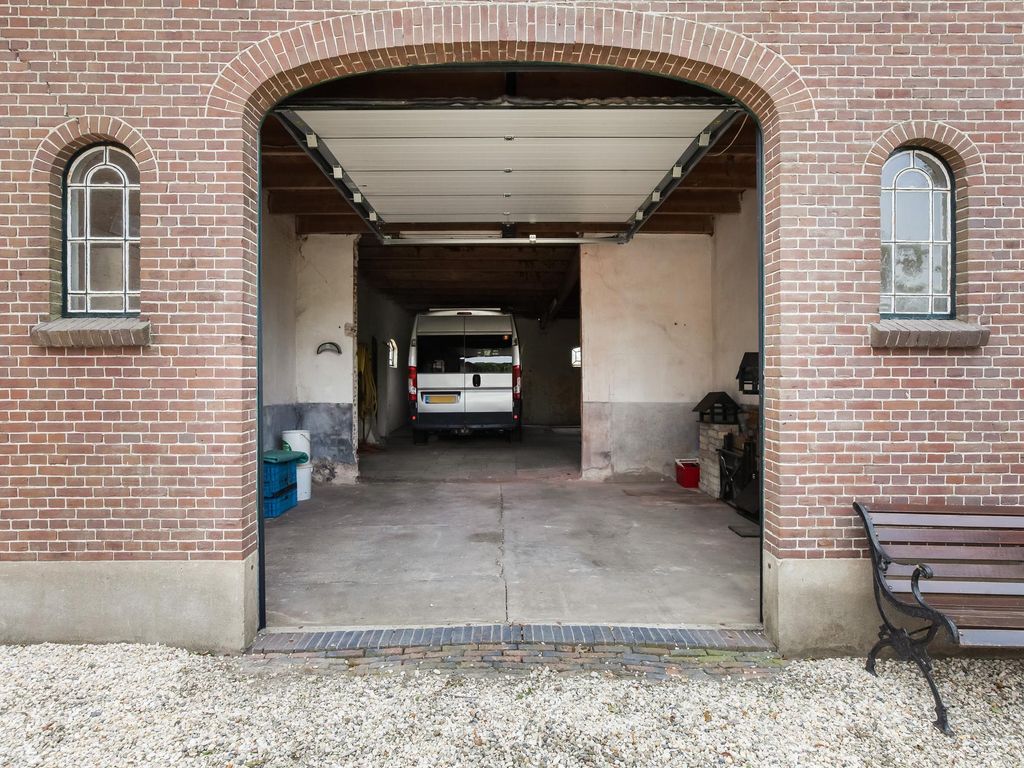 Kromwijkerdijk 11, WOERDEN
