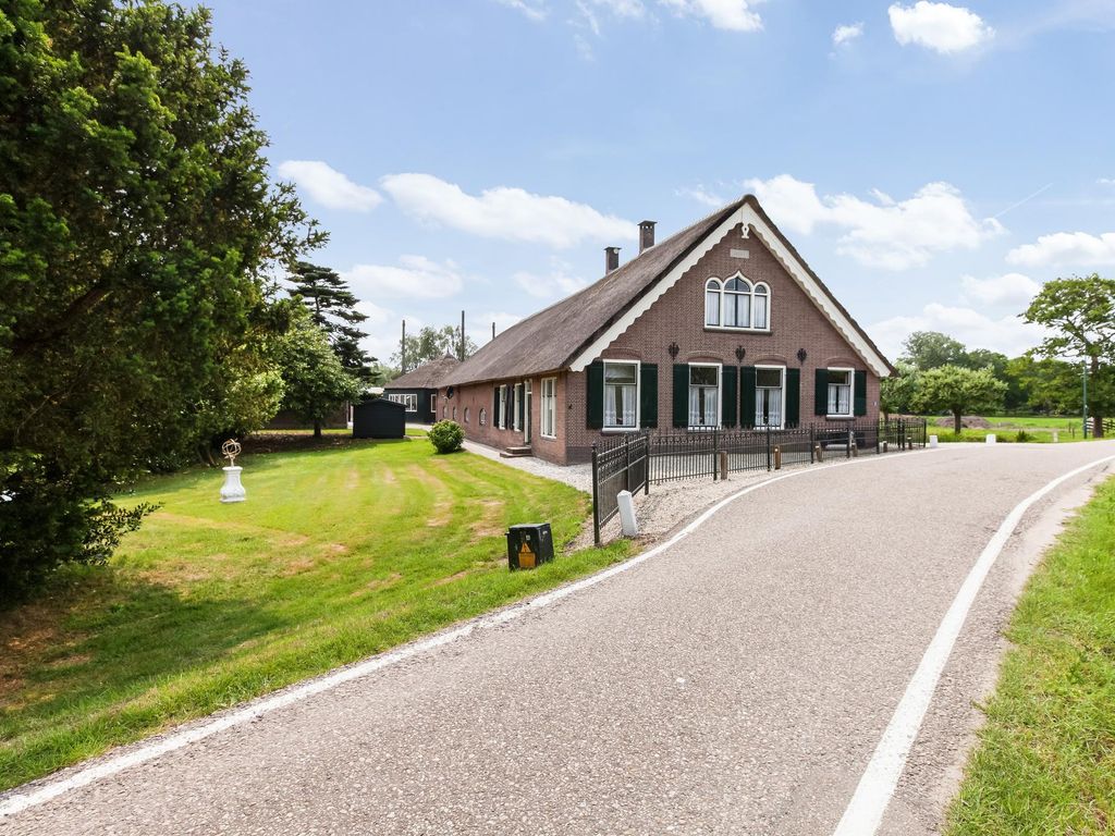 Kromwijkerdijk 11, WOERDEN