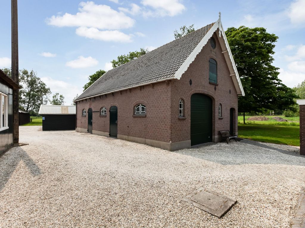 Kromwijkerdijk 11, WOERDEN