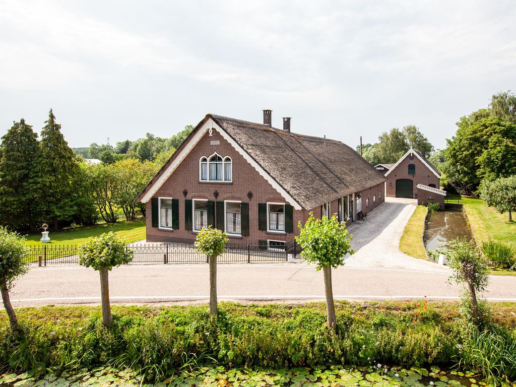 Kromwijkerdijk 11, WOERDEN