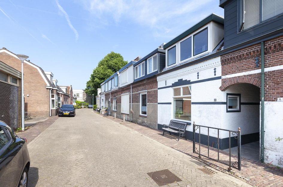 Pannenbakkerijen 18