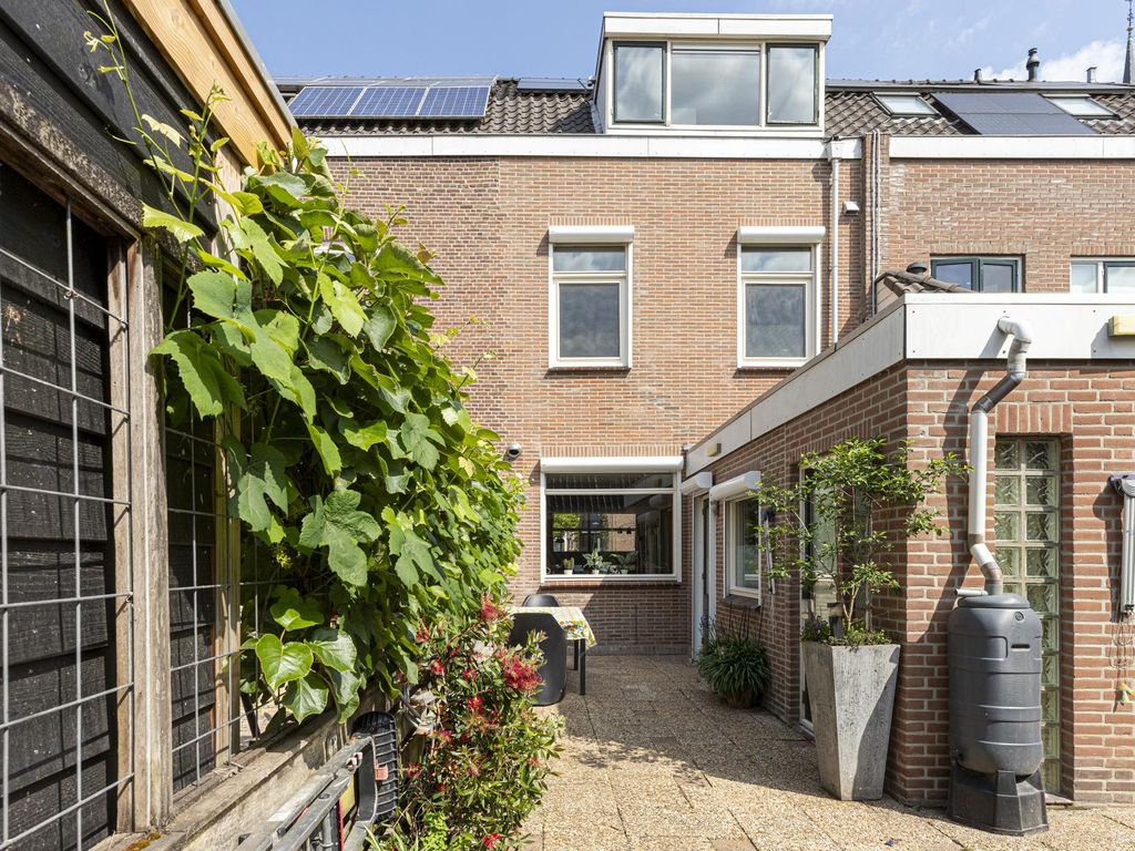 Wilhelminaweg 32, WOERDEN