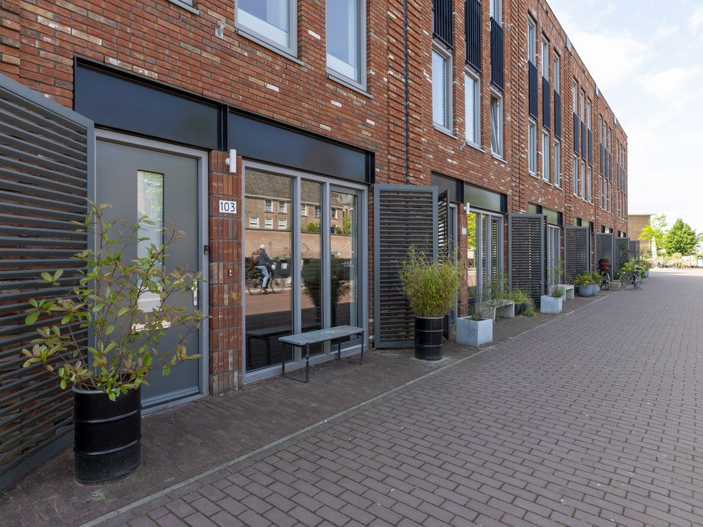 Defensie-eiland 103, WOERDEN