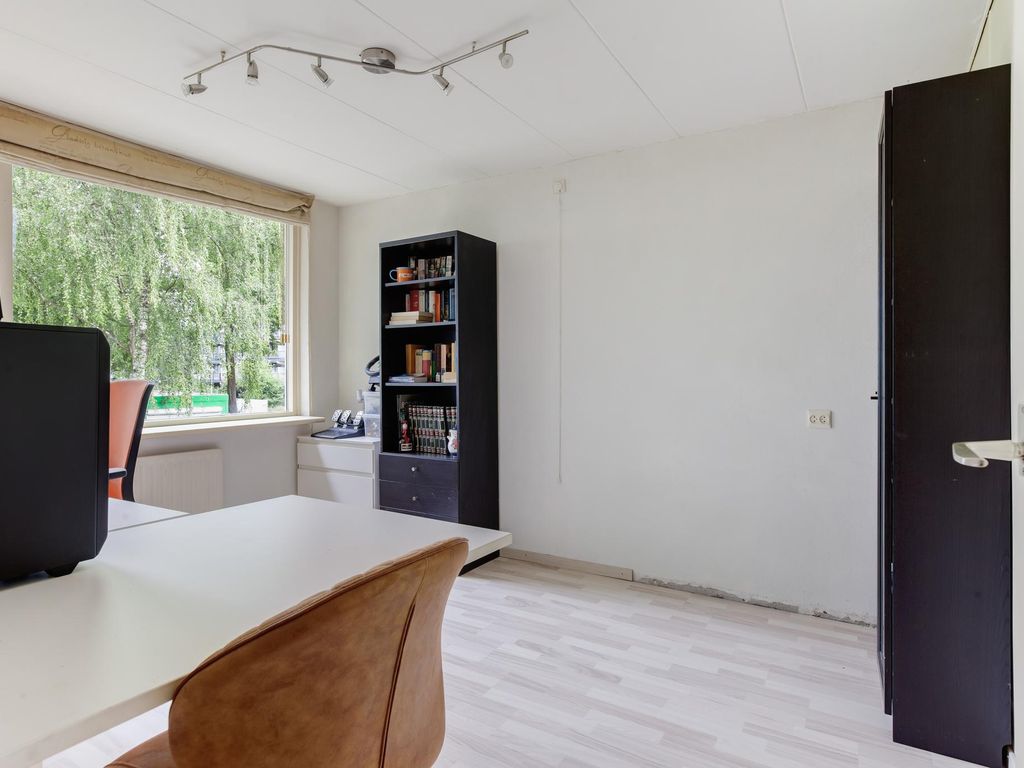Van Slingelandt-lanen 141, WOERDEN
