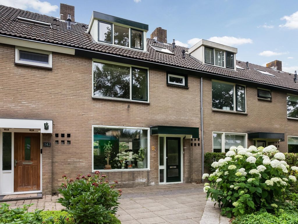 Van Slingelandt-lanen 141, WOERDEN