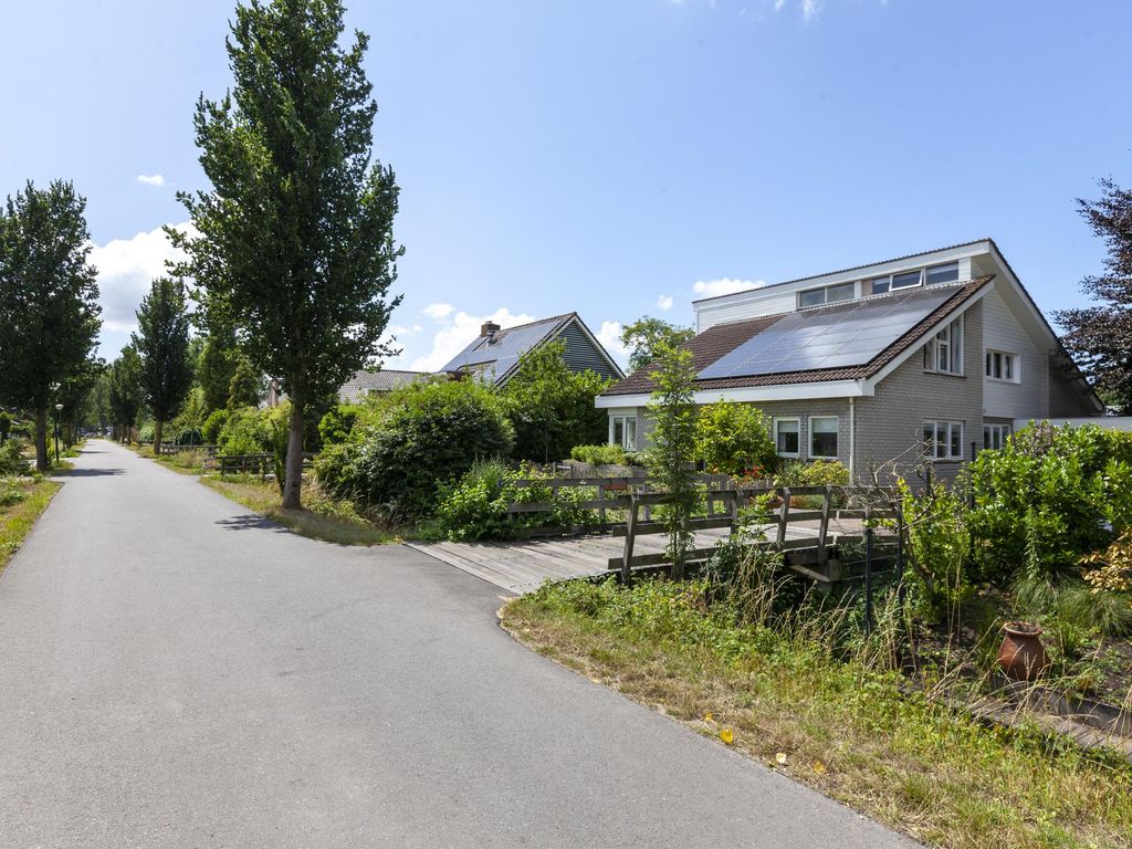 Waardsedijk 4, WOERDEN