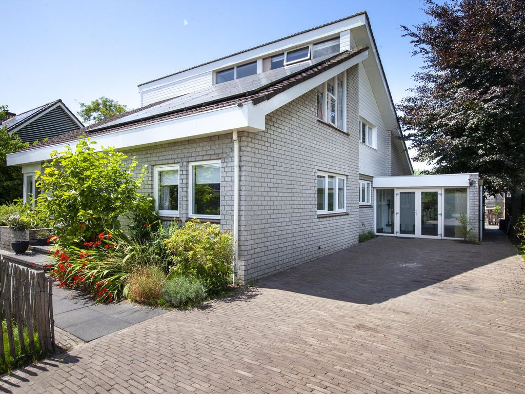 Waardsedijk 4, WOERDEN
