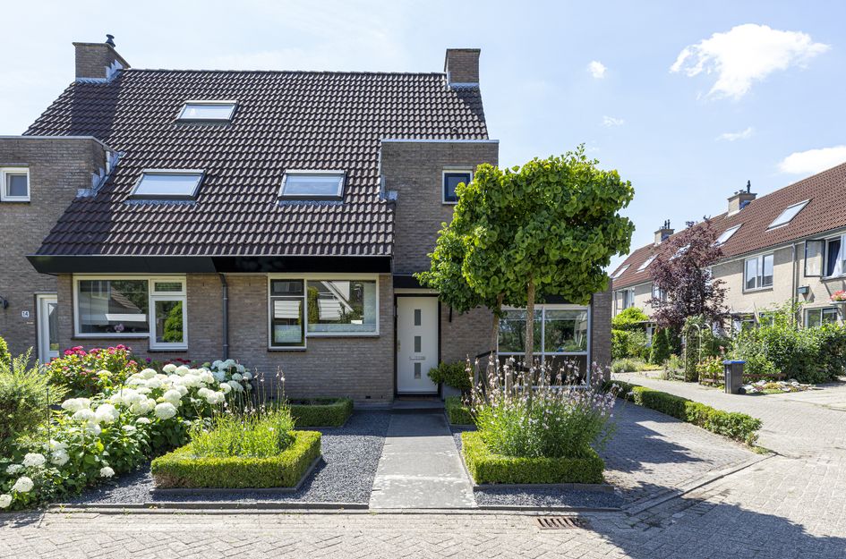 Ganzerikveld 12
