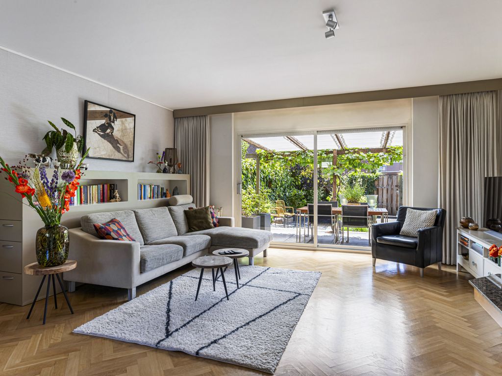 Ganzerikveld 12, WOERDEN