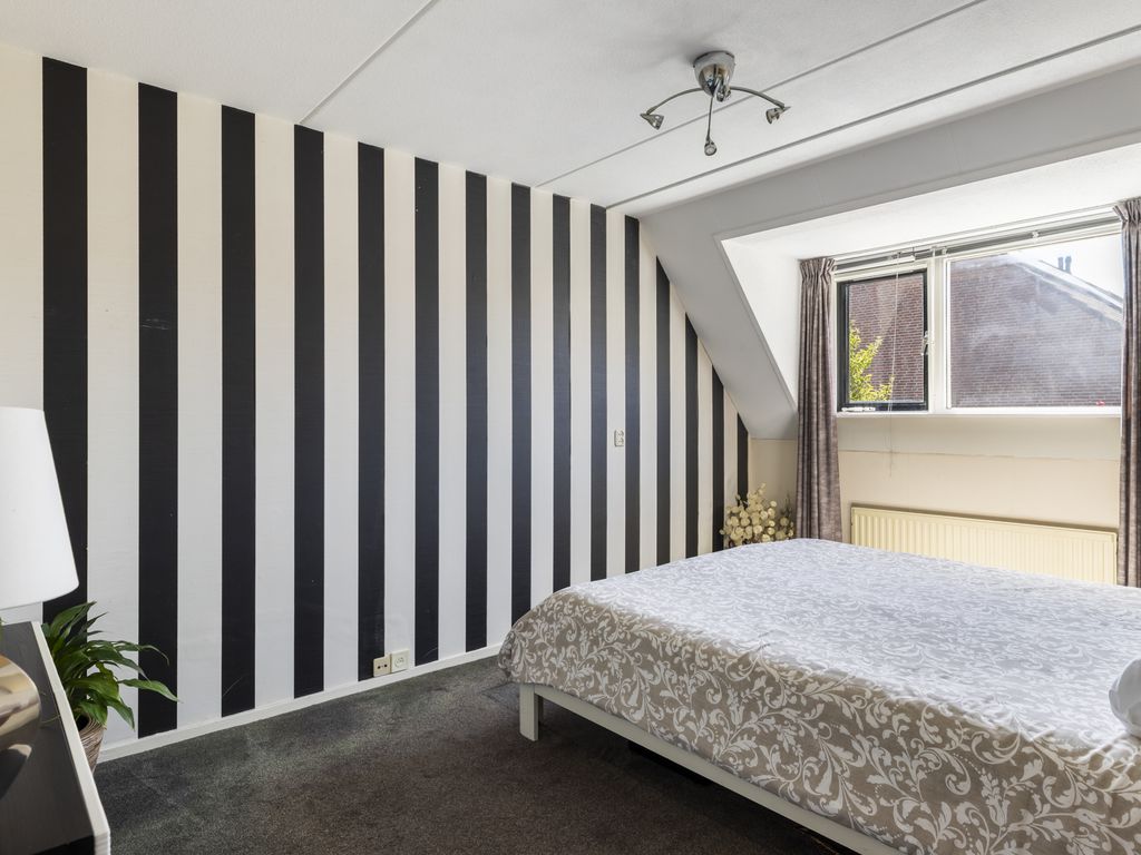 Ganzerikveld 12, WOERDEN