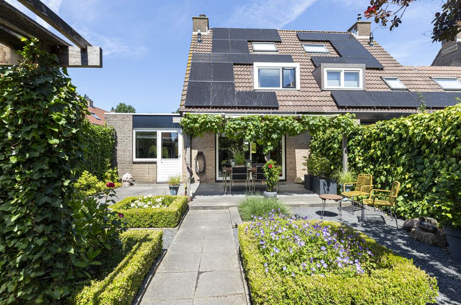 Ganzerikveld 12