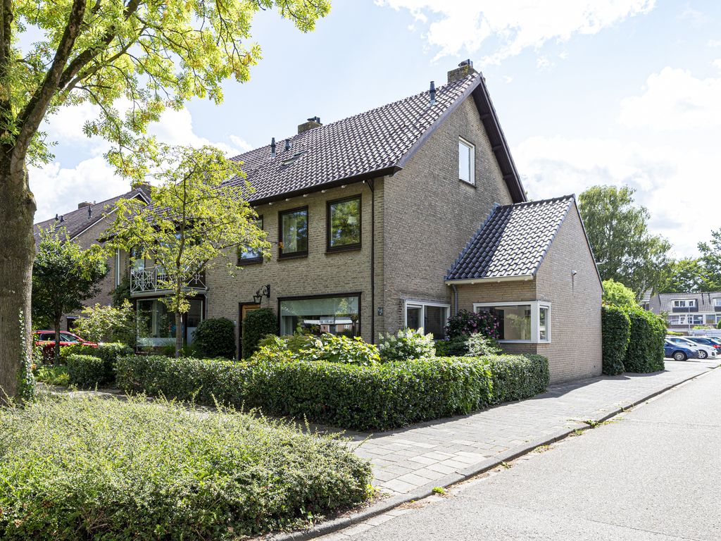 V.d. Duijn van Maasdamlaan 60, WOERDEN