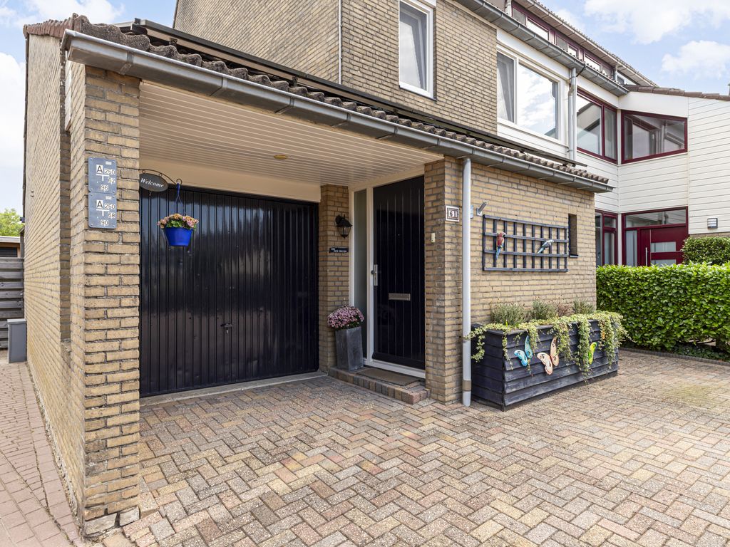 Waaloord 61, WOERDEN