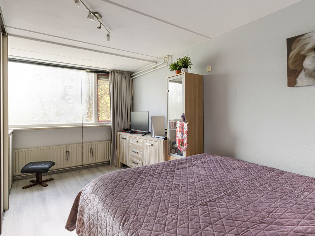 Waaloord 61, WOERDEN