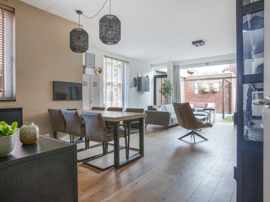 Van Oudheusdenstraat 10, WOERDEN