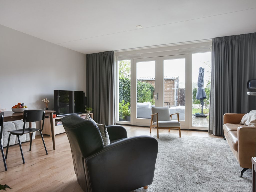 Joop den Uylhof 10, WOERDEN