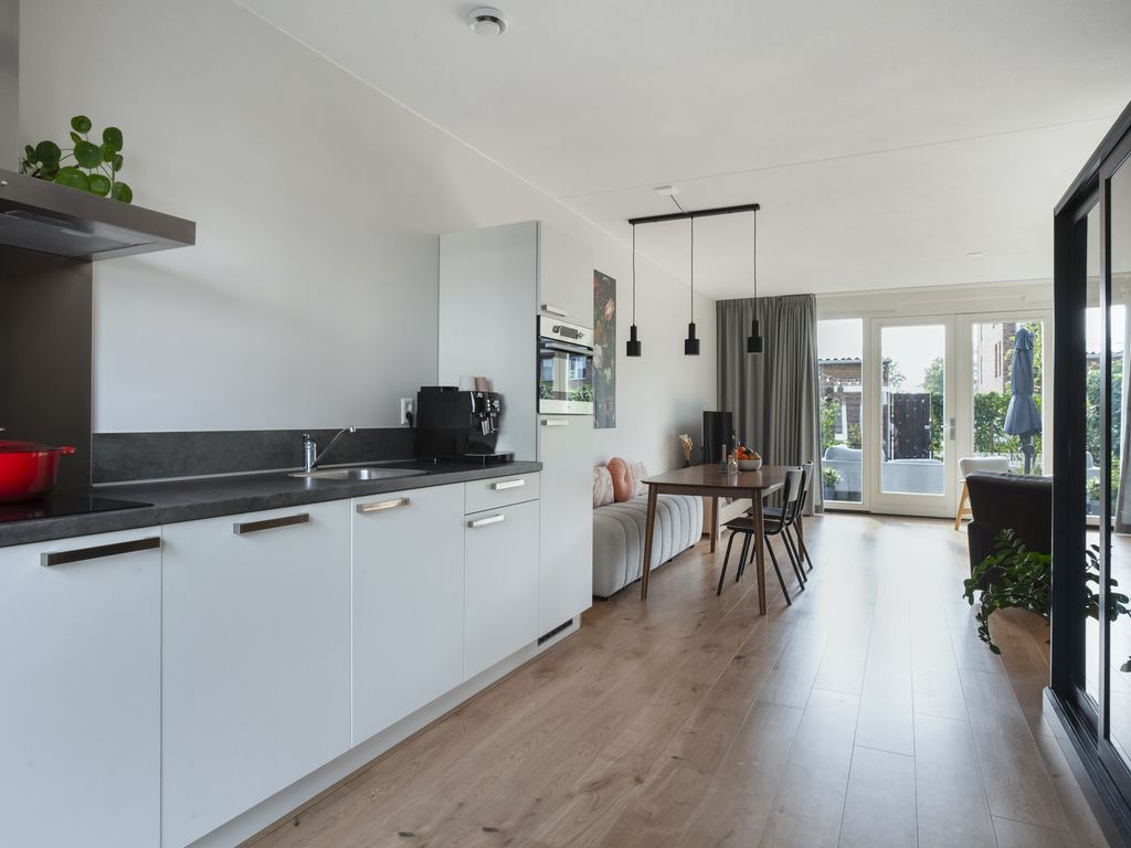 Joop den Uylhof 10, WOERDEN