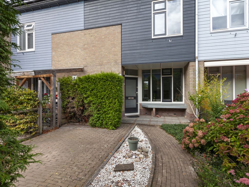 de Linge 22, WOERDEN