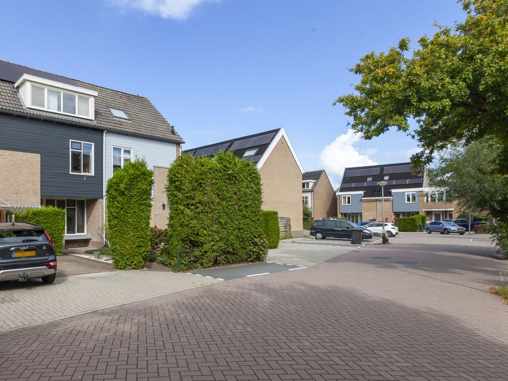 de Linge 22, WOERDEN