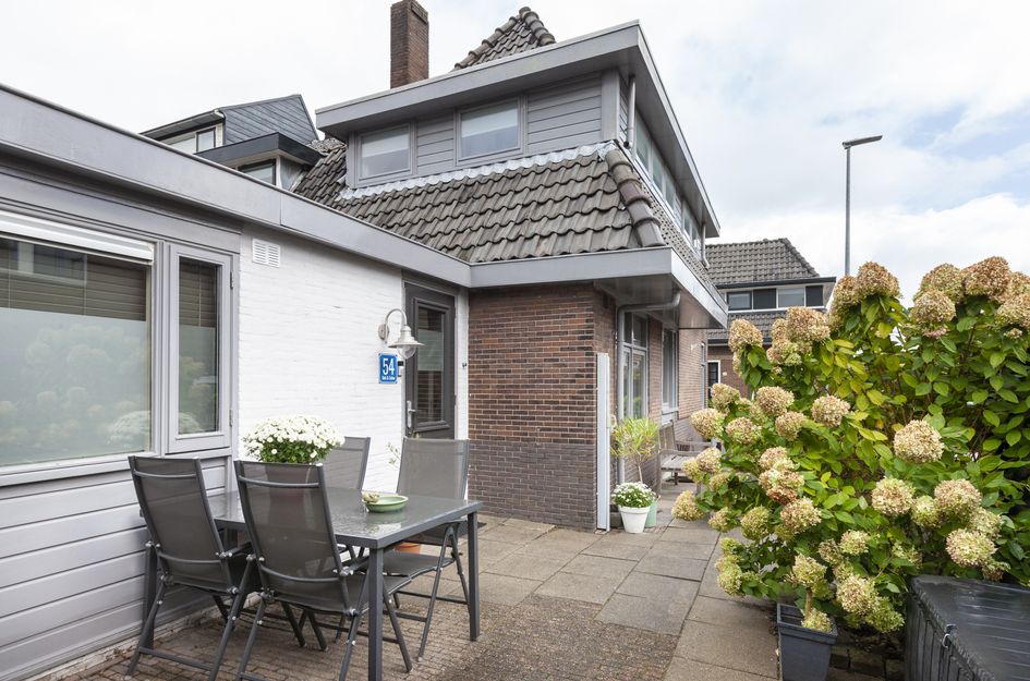 Weteringstraat 54