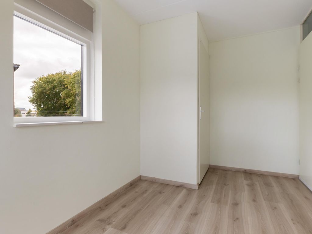 Schrijverspad 76, WOERDEN