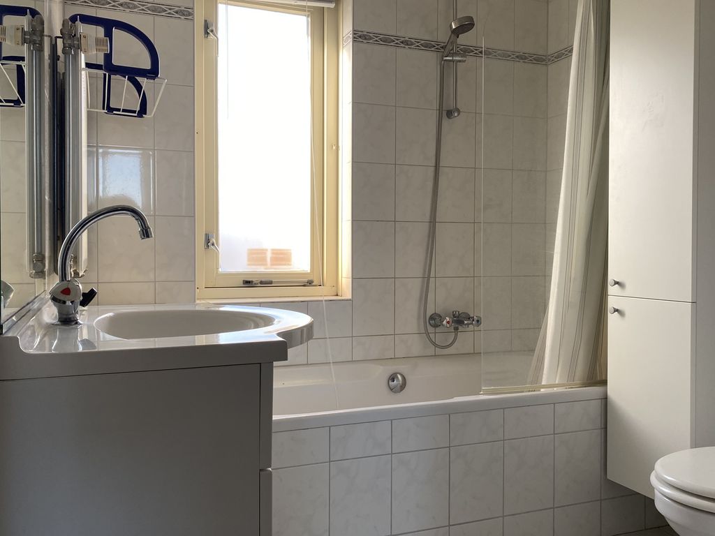 Meester van Loostraat 8, WAARDER