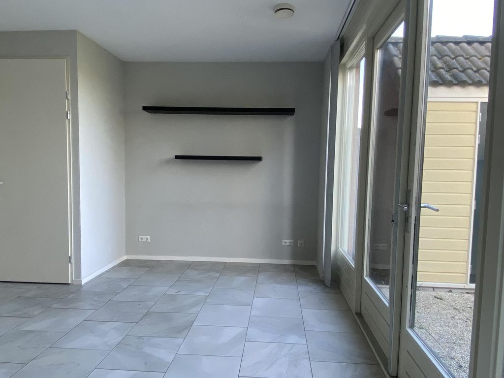 Meester van Loostraat 8, WAARDER